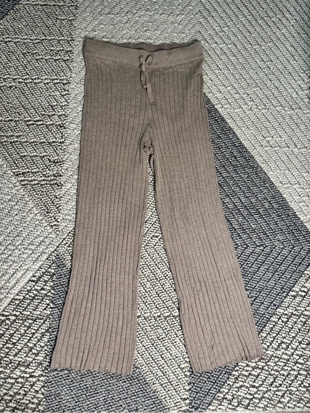 H&M Ribbed Wide-Leg Knit Pants in Taupe